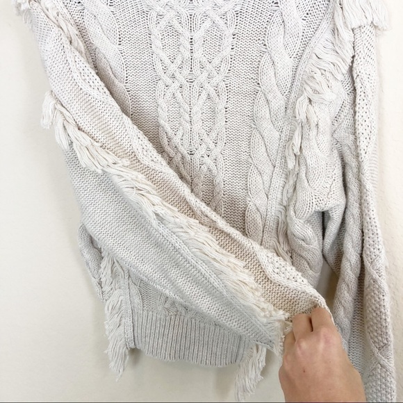 New Leith Cable Knit Fringe Sweater in Beige Oatmeal Light Heather - Picture 4 of 9